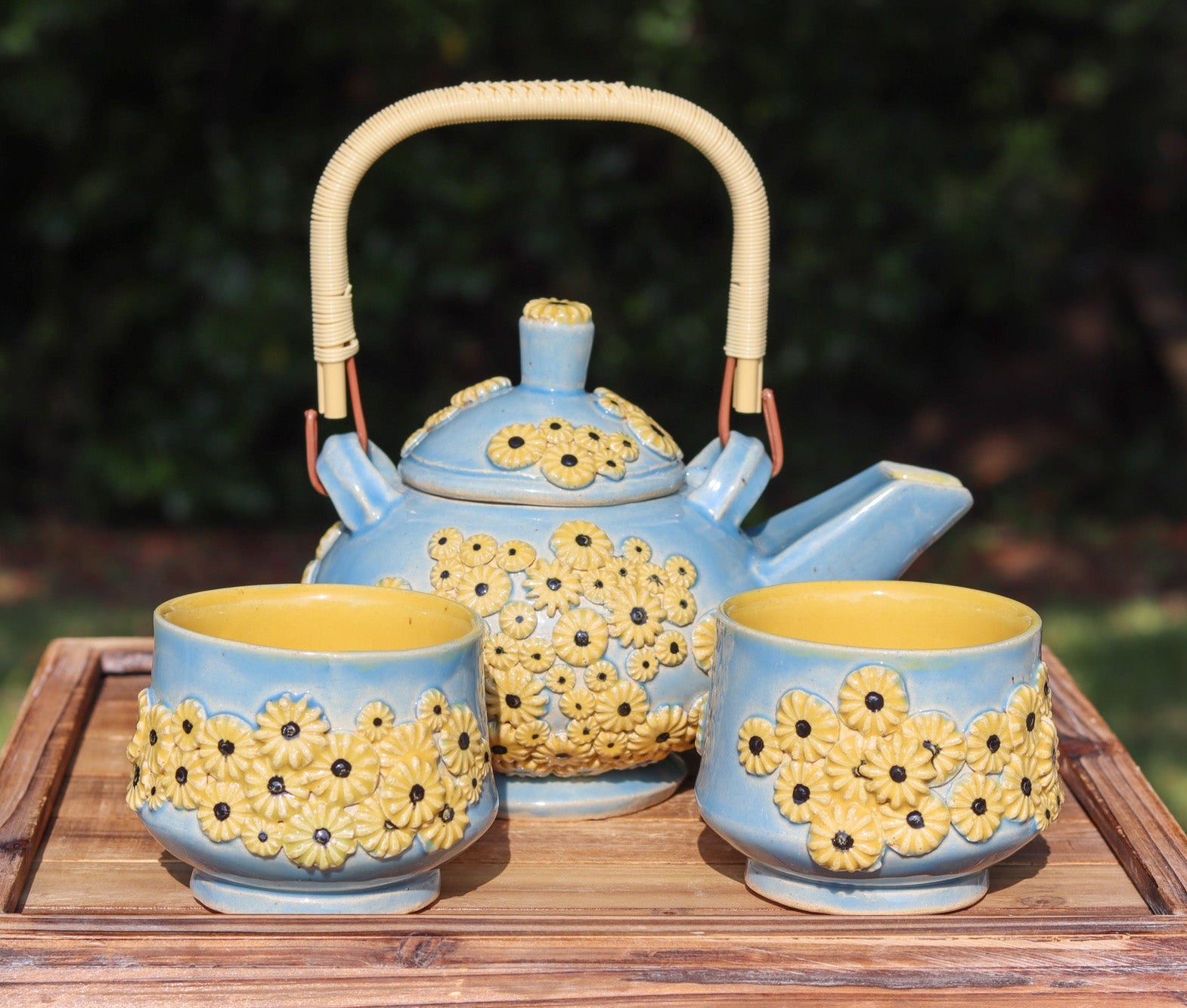 Daisy Tea Set – J. Parker Ceramics
